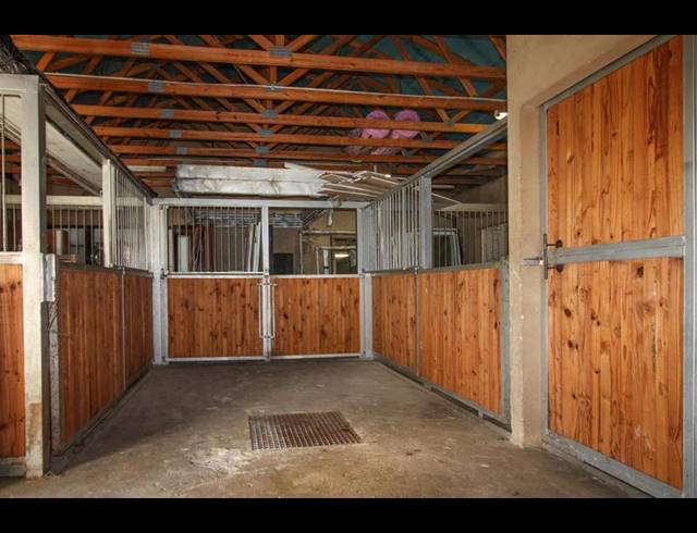 5 BEDROOM HOUSE FOR SALE IN GLENFERNESS